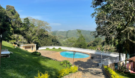 Casa à venda com 4 quartos no condomínio Jardim São Gonçalo, Mairiporã - SP