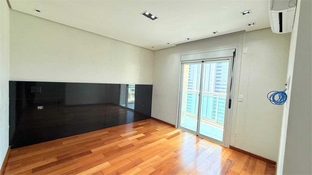 Apartamento à venda com 2 suítes em Cidade Monções, São Paulo, SP