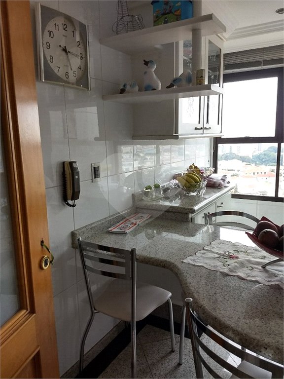 Triplex à venda com 4 suítes em Vila Paulicéia, São Paulo, SP