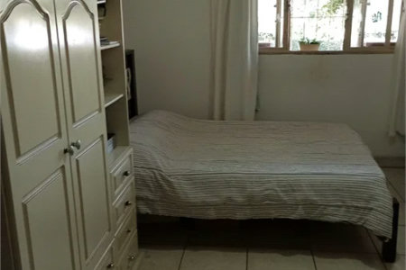 Casa à venda com 6 quartos, sendo 2 suítes, em Parque São George, Cotia, SP