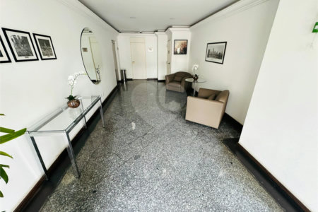 Apartamento à venda com 2 quartos, sendo 1 suíte,  em Cidade Monções, São Paulo, SP