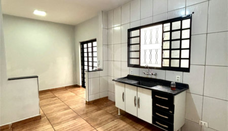 Casa à venda com 3 quartos, sendo 1 suíte,  em Jardim Tropical, Sorocaba, SP