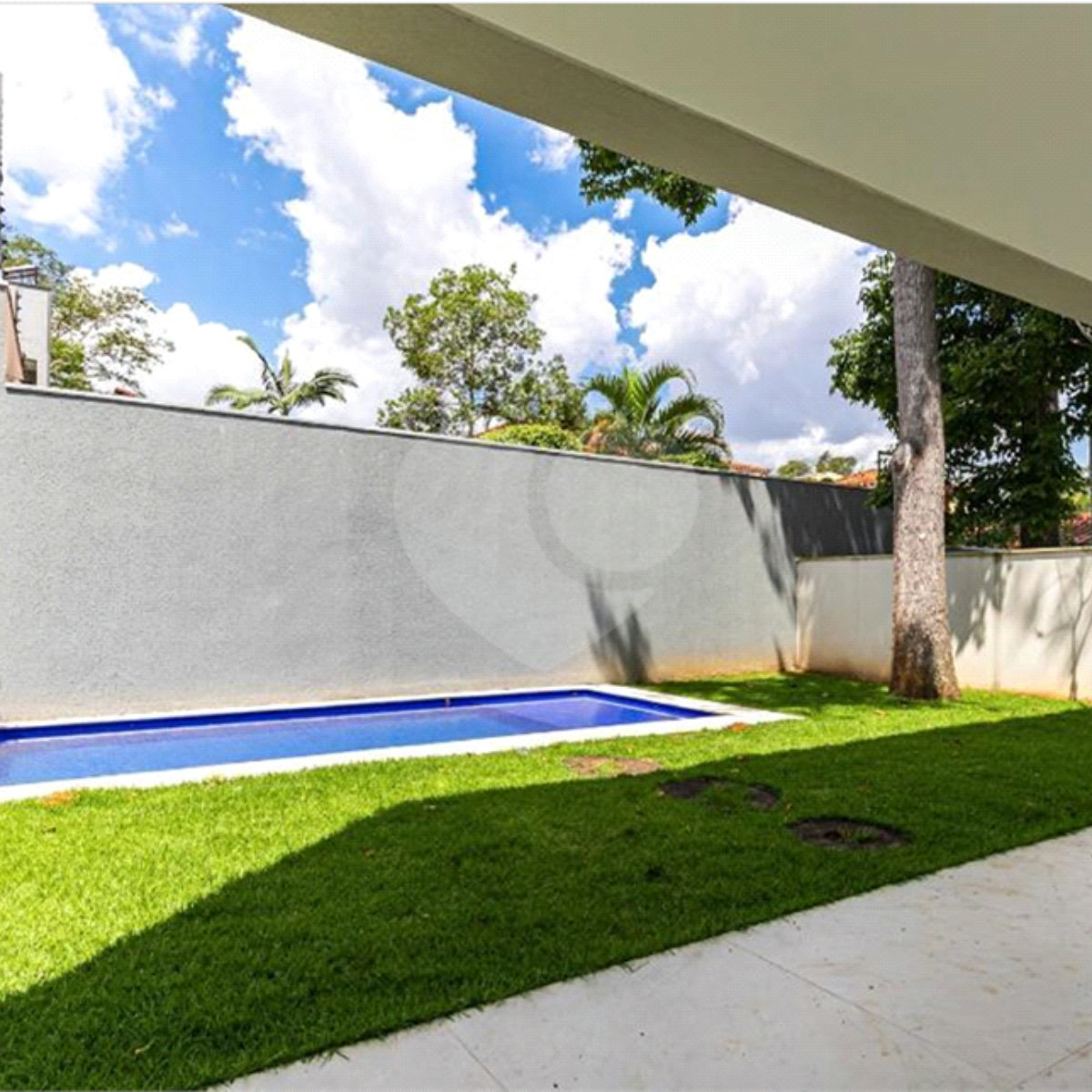 Casa à venda com 4 suítes no condomínio Hípica Garden, São Paulo - SP