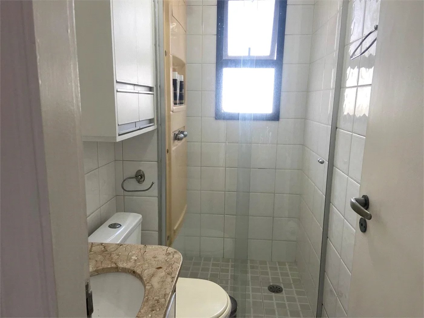 Apartamento à venda com 4 quartos, sendo 2 suítes,  em Vila Hamburguesa, São Paulo, SP
