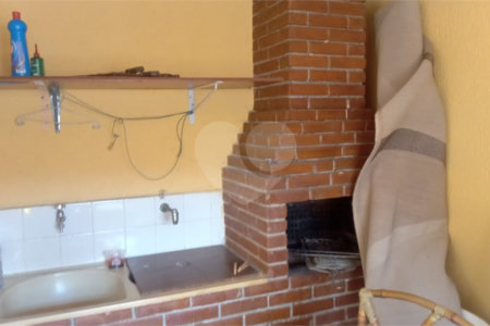 Casa à venda com 3 quartos, sendo 1 suíte, em Vila Medeiros, São Paulo, SP