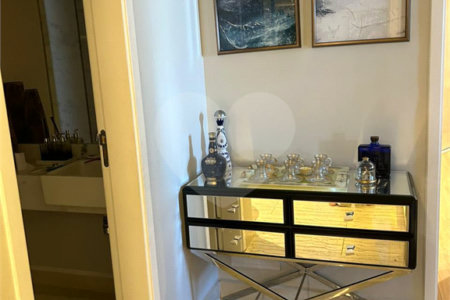 Apartamento à venda com 3 quartos, sendo 1 suíte, em Vila Anastácio, São Paulo, SP