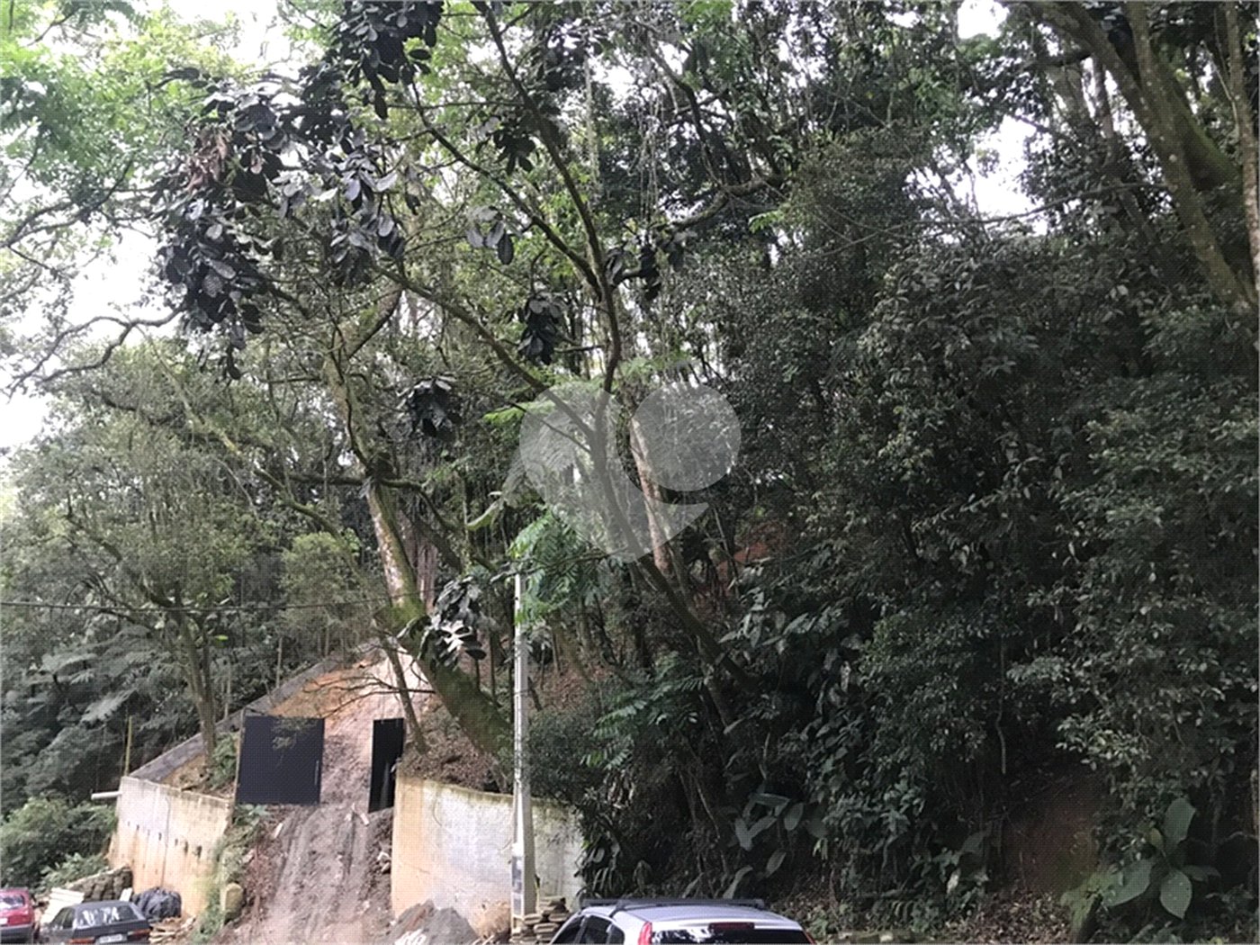 Terreno à venda no condomínio Jardim da Montanha I, Mairiporã - SP