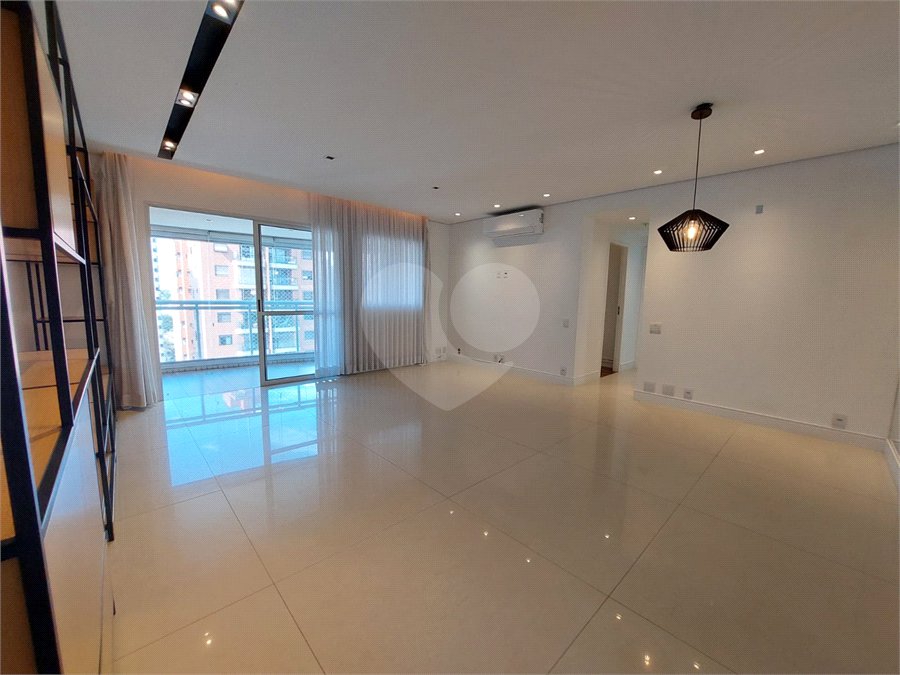Apartamento à venda com 3 quartos, sendo 1 suíte, em Vila Leopoldina, São Paulo, SP