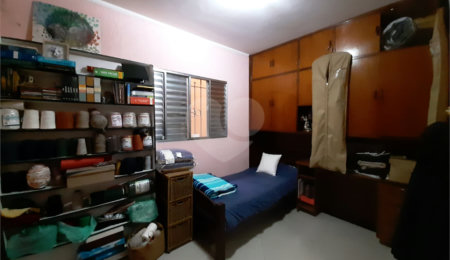 Sobrado à venda com 3 quartos, sendo 1 suíte,  em Jardim Peri, São Paulo, SP