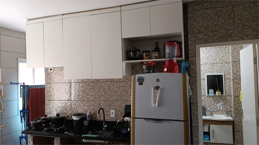 Casa à venda com 2 quartos no condomínio Villa Genova I, Cotia - SP