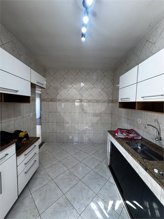 Casa à venda com 3 quartos, sendo 1 suíte, no condomínio Village da Posse, Rio de Janeiro - RJ