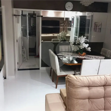 Apartamento à venda com 3 quartos, sendo 1 suíte, em Jardim Adhemar de Barros, São Paulo, SP