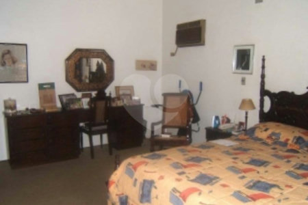 Casa de Vila à venda com 4 quartos, sendo 2 suítes, em Granja Julieta, São Paulo, SP