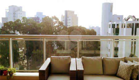 Apartamento à venda com 4 quartos, sendo 2 suítes, em Vila Suzana, São Paulo, SP
