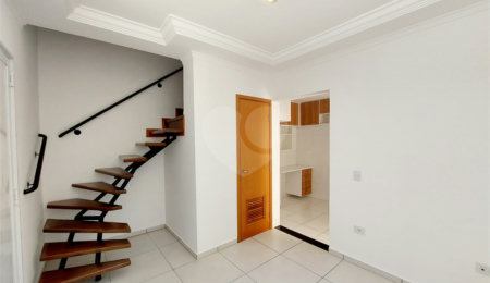 Casa para alugar com 2 suítes no condomínio Residencial Atucuri, São Paulo - SP