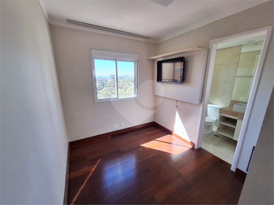 Apartamento para alugar com 3 suítes em Vila Suzana, São Paulo, SP