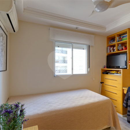 Cobertura à venda com 4 quartos, sendo 2 suítes,  em Alto da Boa Vista, São Paulo, SP