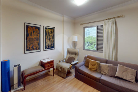 Apartamento à venda com 4 quartos, sendo 2 suítes, em Campo Belo, São Paulo, SP