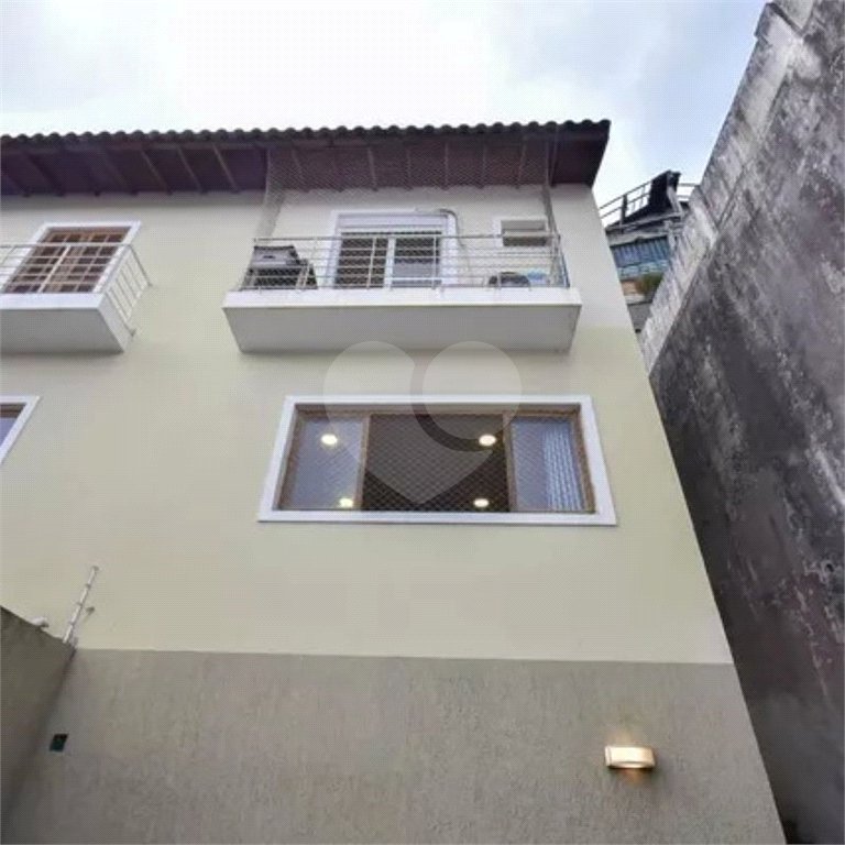 Sobrado à venda com 3 quartos, sendo 1 suíte, em Vila Morse, São Paulo, SP