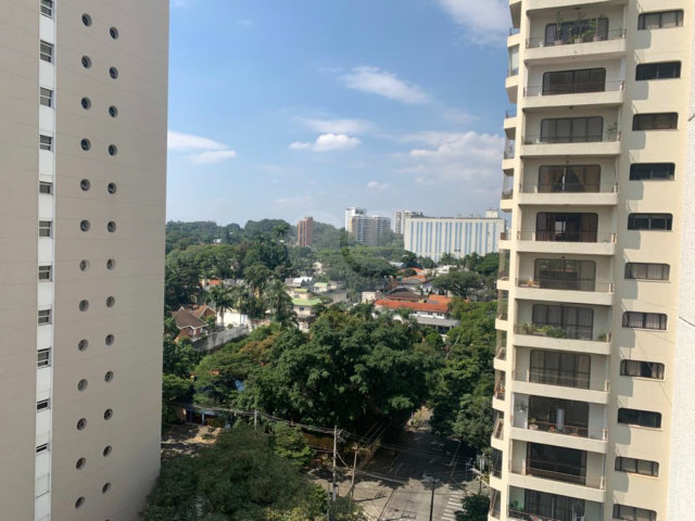Apartamento à venda ou para alugar com 2 quartos, sendo 1 suíte,  em Alto da Boa Vista, São Paulo, SP