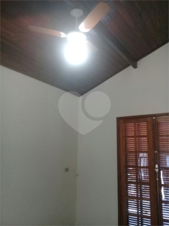 Sobrado à venda com 4 quartos, sendo 2 suítes,  em Jardim Regina, Indaiatuba, SP