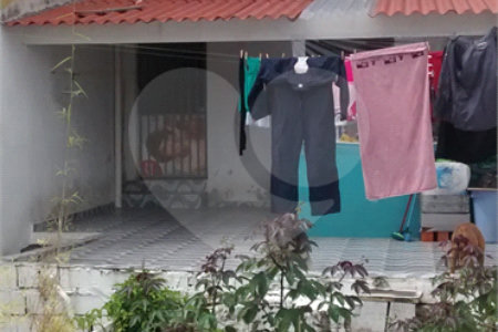 Sobrado à venda com 2 suítes em Jardim Obelisco, Poá, SP