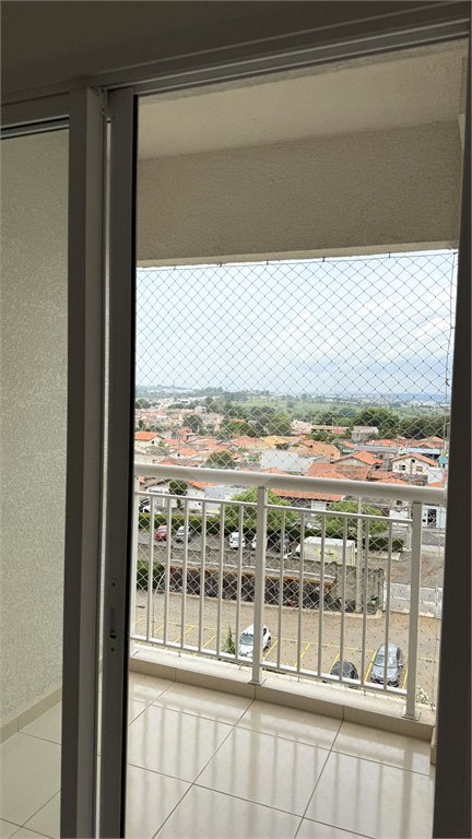 Apartamento à venda com 3 quartos, sendo 1 suíte,  em Jardim Nova Era, Salto, SP