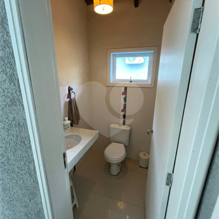 Casa à venda com 3 quartos, sendo 1 suíte, no condomínio Parque do Varvito, Itu - SP