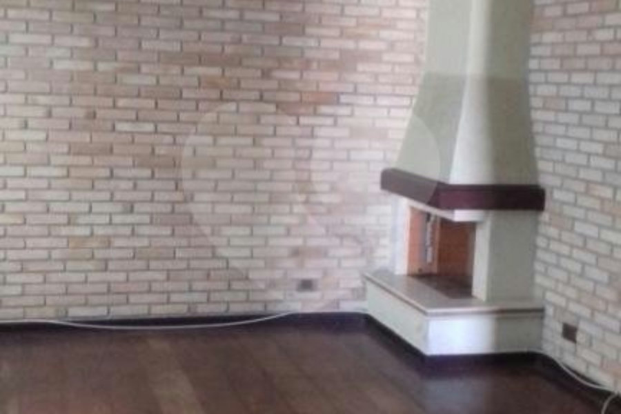 Sobrado à venda com 3 quartos, sendo 1 suíte,  em Vila Pereira Barreto, São Paulo, SP