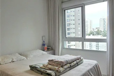 Apartamento à venda com 2 quartos, sendo 1 suíte,  em Vila Andrade, São Paulo, SP