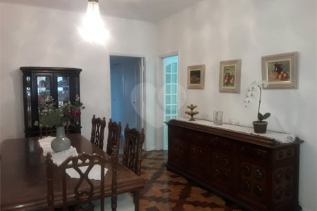 Sobrado à venda com 3 quartos, sendo 1 suíte,  em Vila Paulicéia, São Paulo, SP