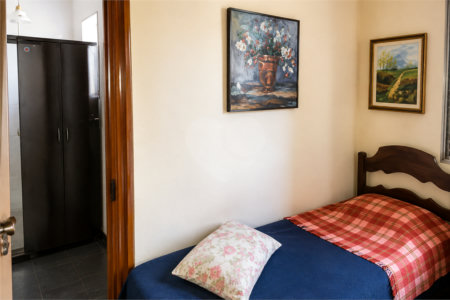 Casa à venda com 3 quartos, sendo 1 suíte,  em Chácara Japonesa, São Paulo, SP