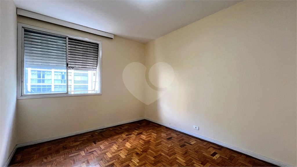 Apartamento à venda com 3 quartos, sendo 1 suíte, em Pinheiros, São Paulo, SP
