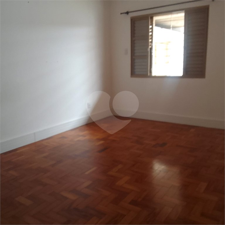 Casa à venda com 3 quartos, sendo 1 suíte, no Centro, Mogi das Cruzes, SP