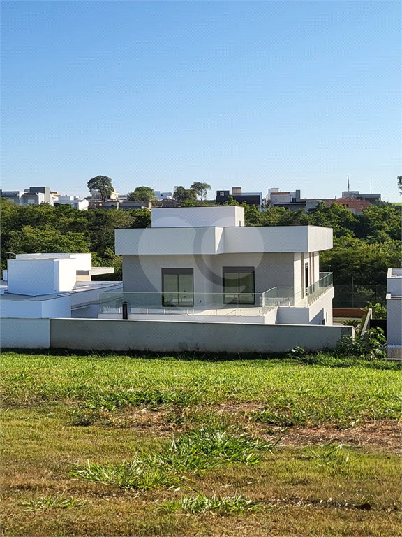 Casa à venda com 4 suítes no condomínio Alphaville Nova Esplanada 3, Votorantim - SP