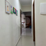 Casa à venda com 3 quartos, sendo 1 suíte, no condomínio Residencial Ponderosa, São Roque - SP