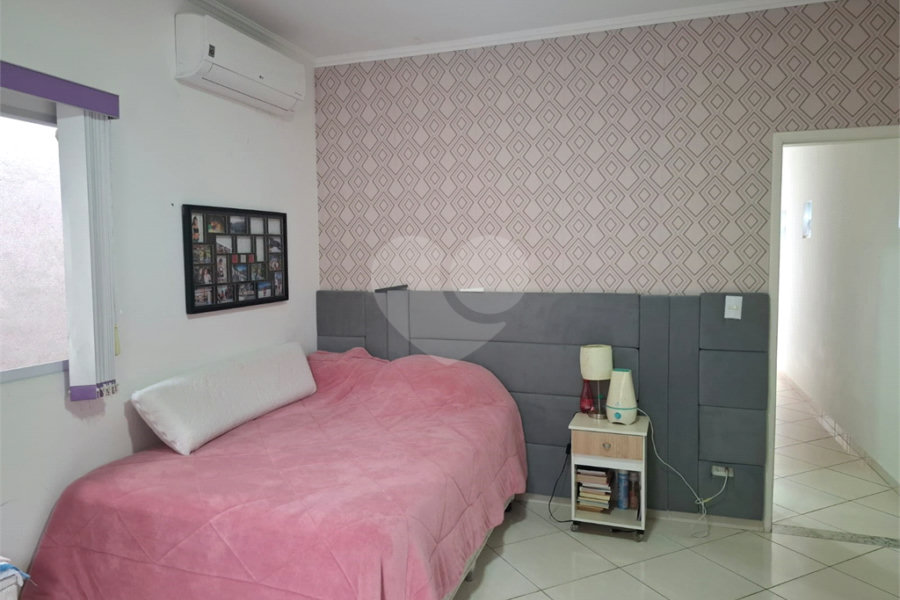 Sobrado à venda com 3 quartos, sendo 1 suíte, em Jardim Felicidade, São Paulo, SP