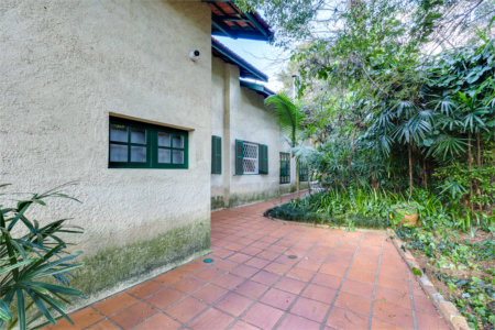 Casa Térrea à venda com 3 suítes em Jardim dos Estados, São Paulo, SP