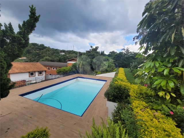 Casa para alugar com 3 quartos, sendo 1 suíte, no condomínio Alpes da Cantareira, Mairiporã - SP