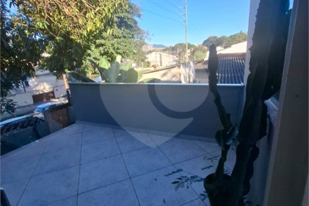 Casa à venda com 3 quartos, sendo 1 suíte, em Campo Grande, Rio de Janeiro, RJ