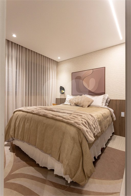 Apartamento à venda com 3 suítes em Jardim Morumbi, São Paulo, SP