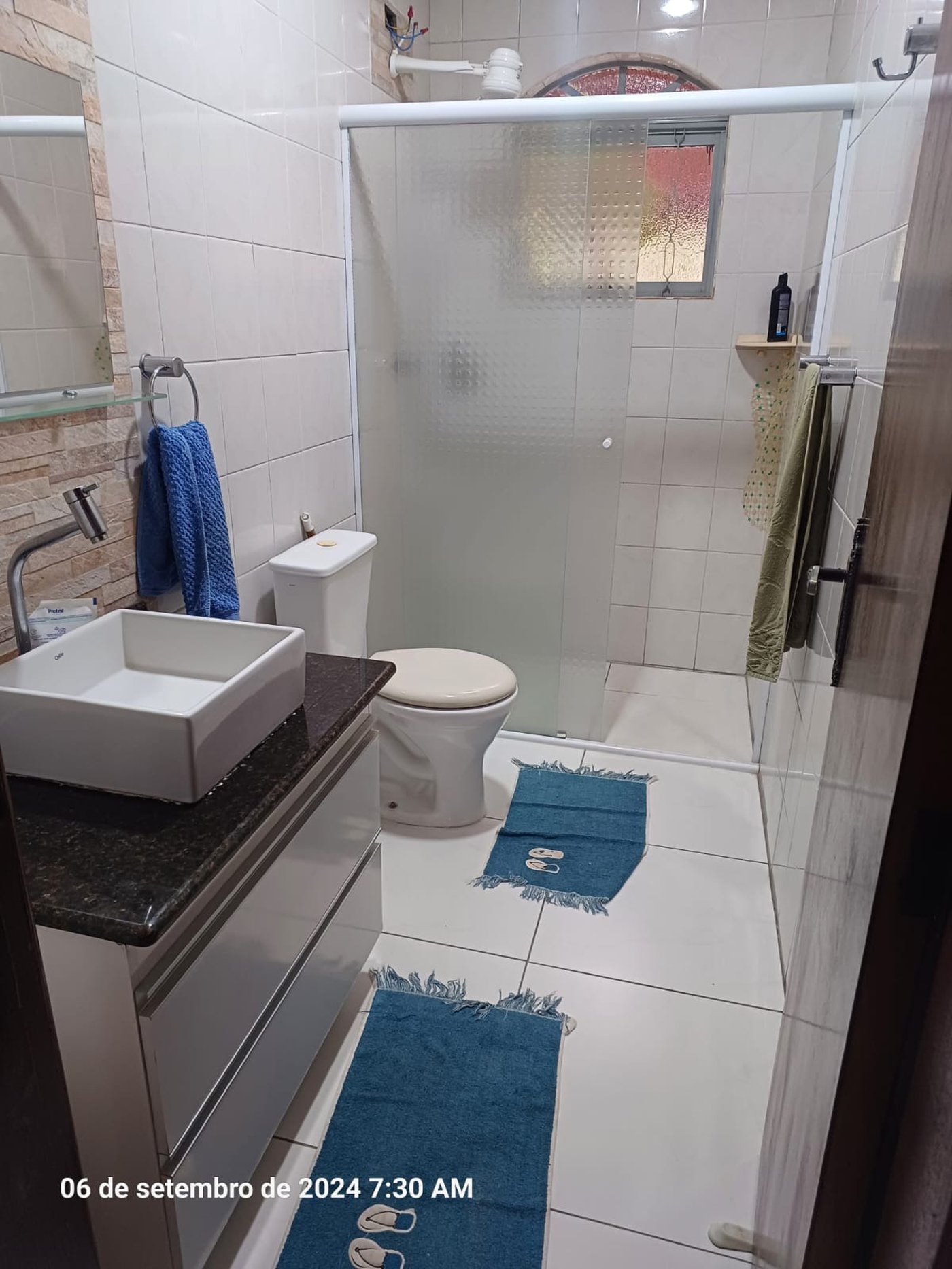 Casa à venda com 3 quartos, sendo 1 suíte, no condomínio Cafezal VI, Itupeva - SP
