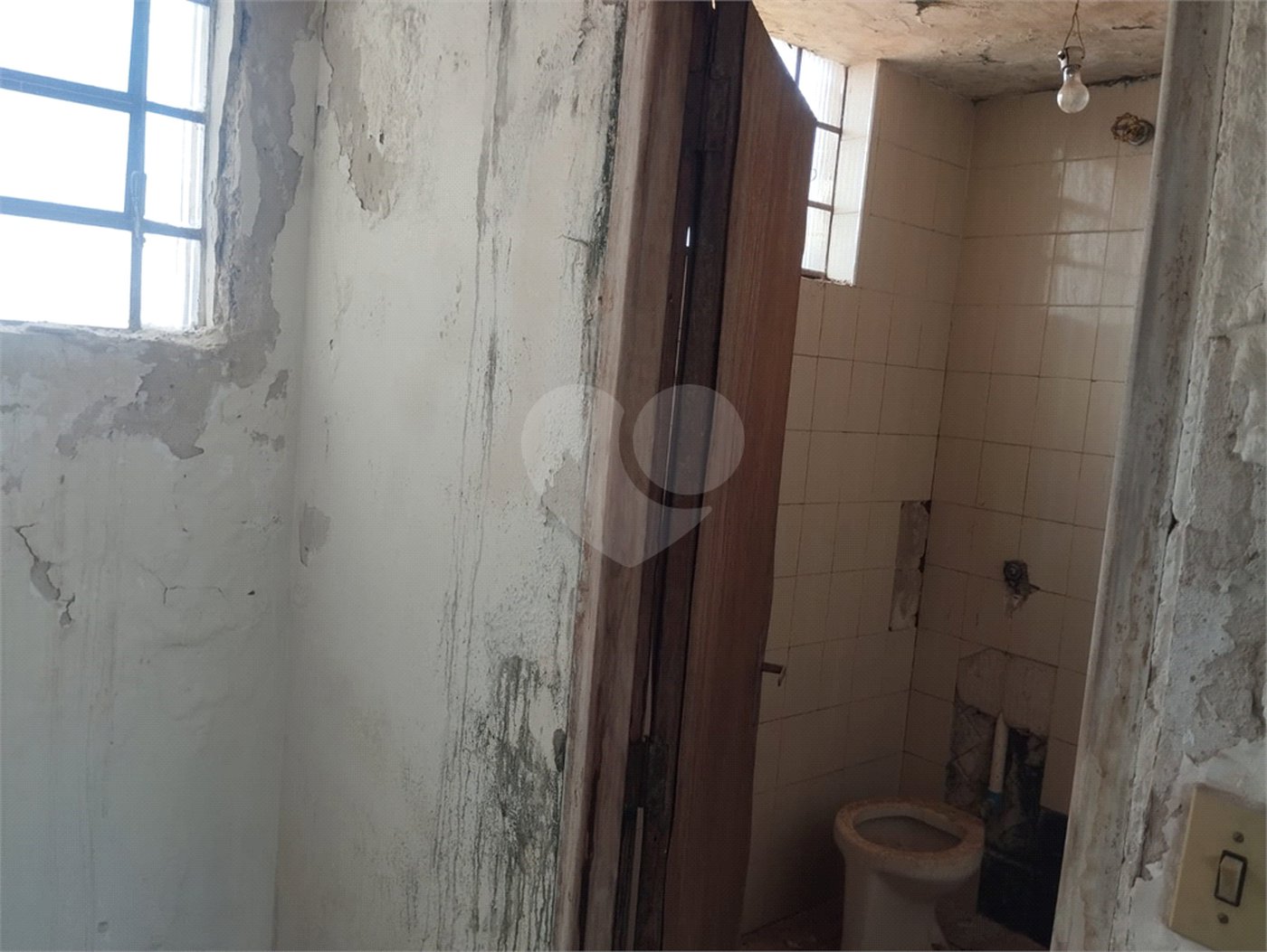 Sobrado à venda com 4 quartos, sendo 1 suíte,  em Vila Xavier (vila Xavier), Araraquara, SP