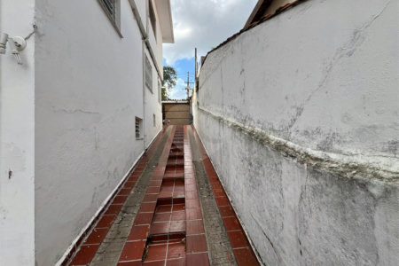 Sobrado à venda com 4 quartos, sendo 2 suítes,  em Vila Mariana, São Paulo, SP