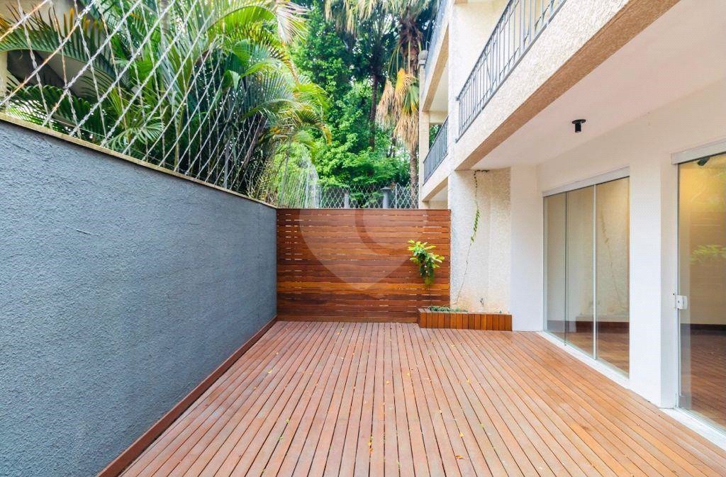 Casa à venda com 3 quartos, sendo 1 suíte,  no condomínio Reserva do Visconde, São Paulo - SP