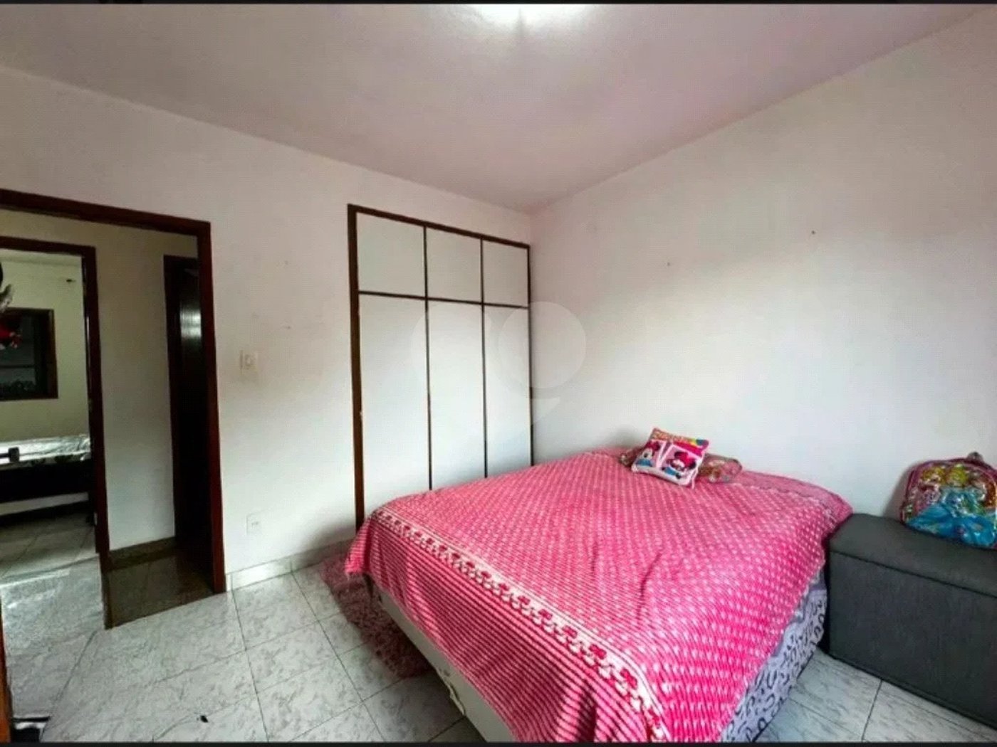Casa com 124m² , 3 dormitórios , 4 vagas de garagem , à venda , na Vila Sacadura Cabral em Santo André.
