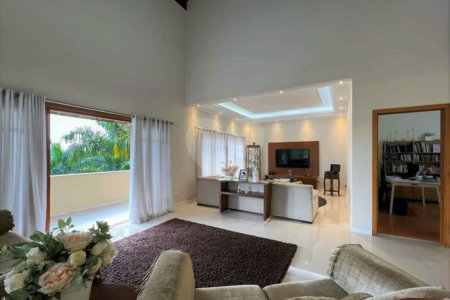 Casa à venda com 4 quartos, sendo 3 suítes, em Jardim Passárgada I, Cotia, SP