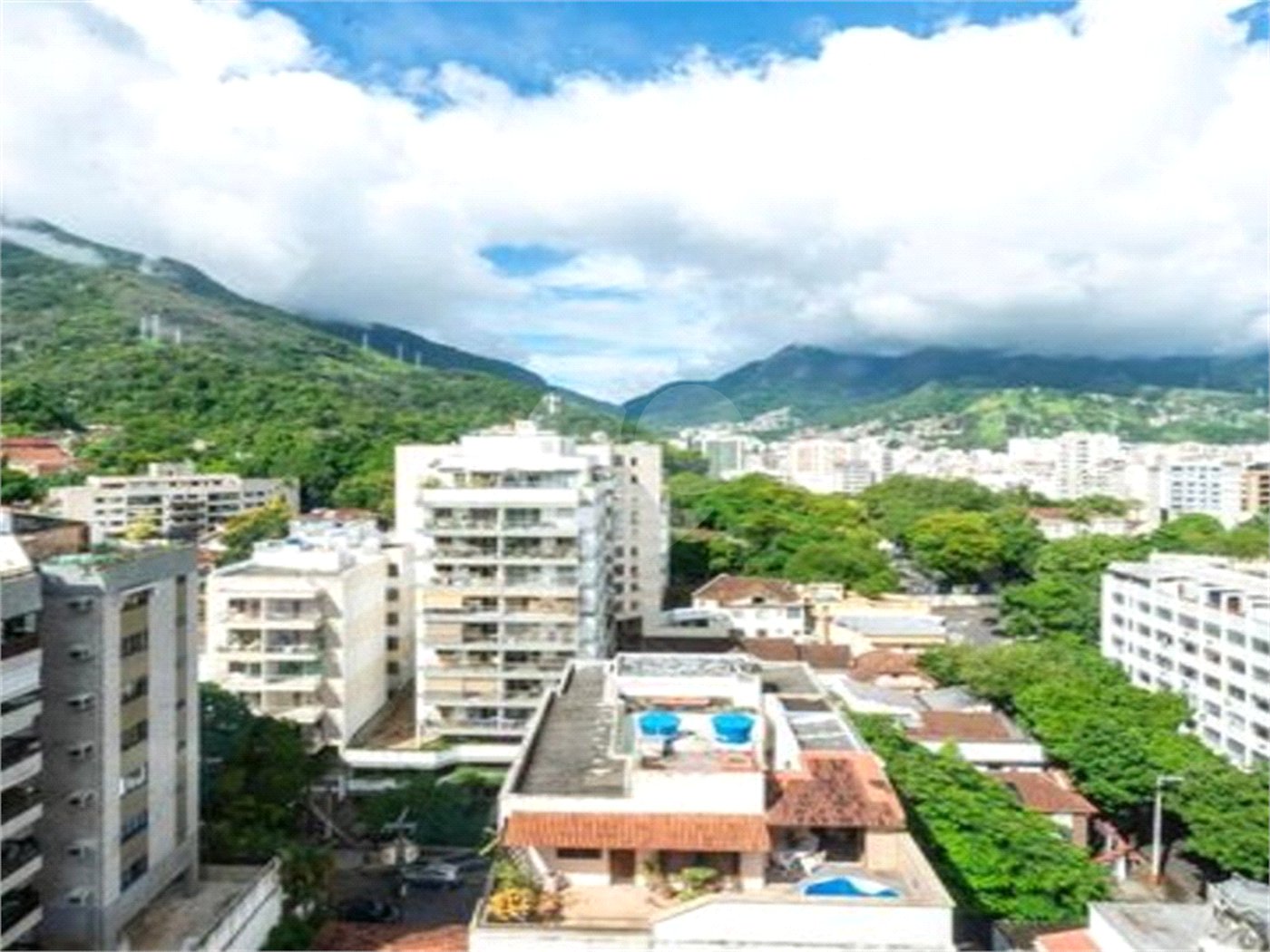 Cobertura à venda com 4 quartos, sendo 1 suíte, em Tijuca, Rio de Janeiro, RJ