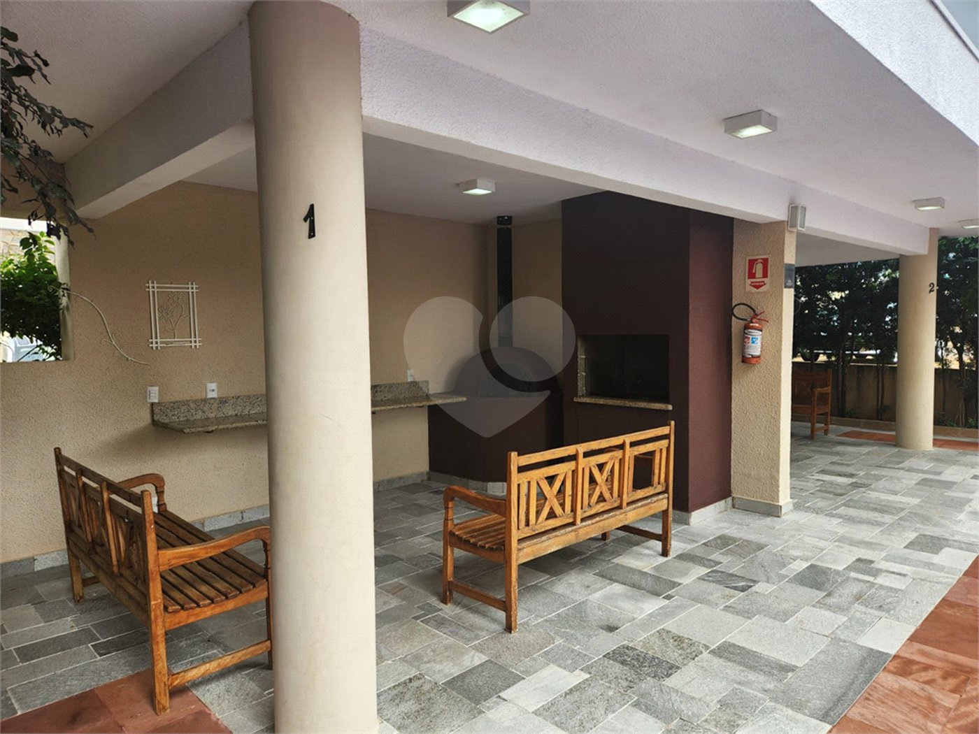 Apartamento à venda com 3 quartos, sendo 1 suíte, em Jardim dos Manacás, Araraquara, SP