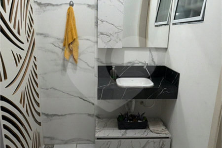 Sobrado à venda com 4 quartos, sendo 2 suítes, em Vila Medeiros, São Paulo, SP